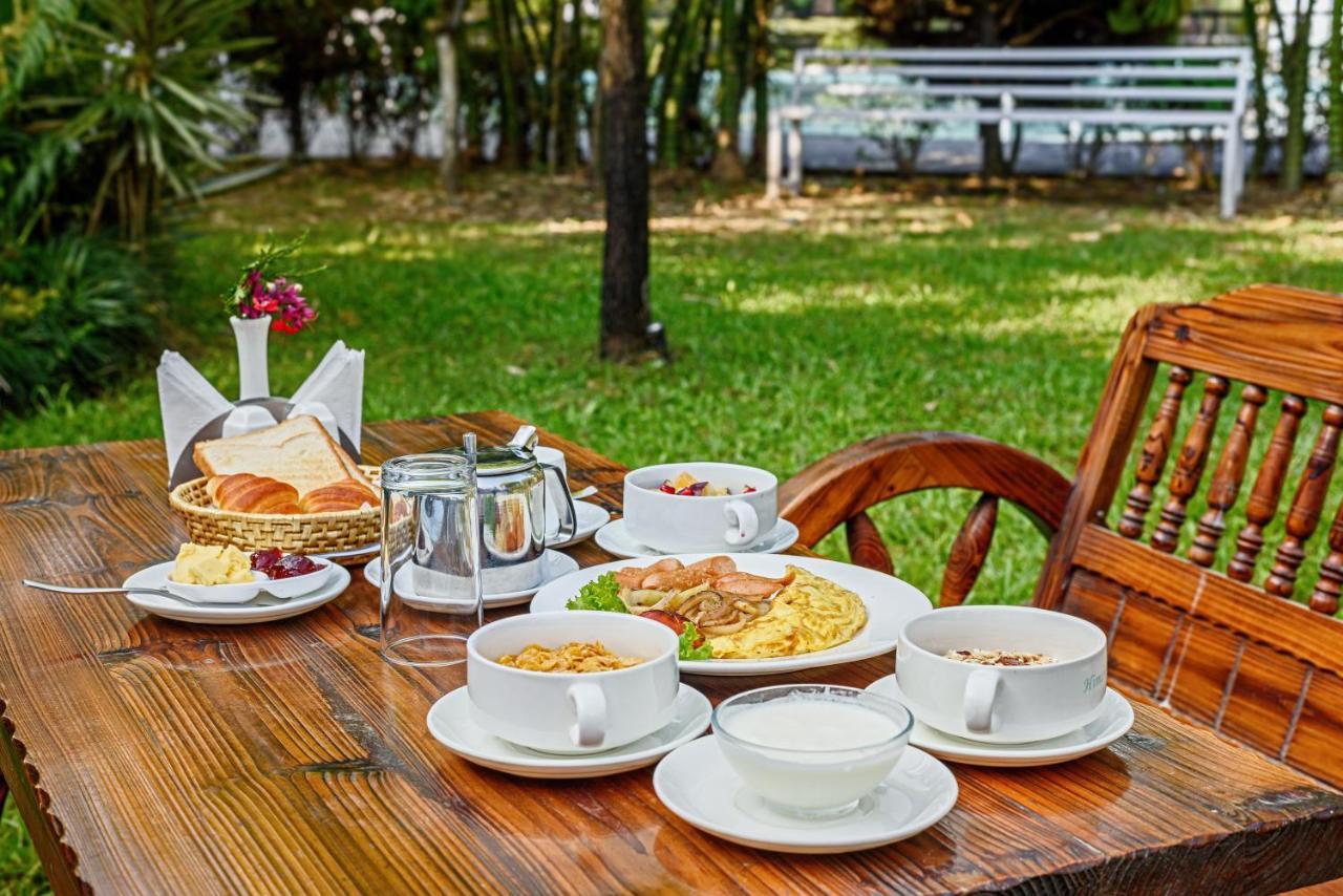 Hotel Jal Mahal Pokhara Dış mekan fotoğraf